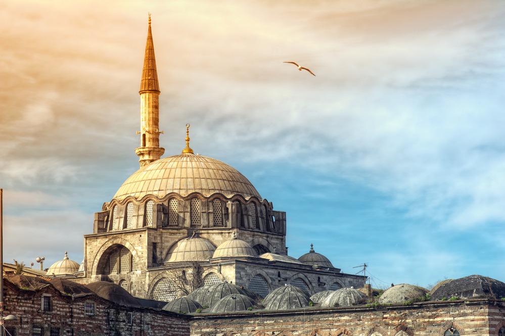 Pourquoi enlever ses chaussures en entrant dans une mosquée ?